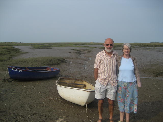 mum_dad_brancaster_staithe.JPG