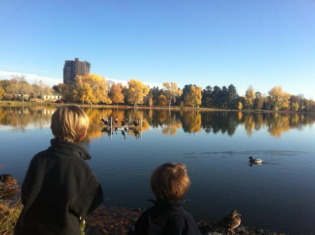 boys_wash_park_lake