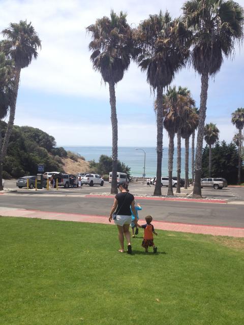 san_clemente_beach_walk