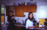 kitchen.jpg (88941 bytes)