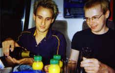 champagne_me_pour.jpg (160886 bytes)