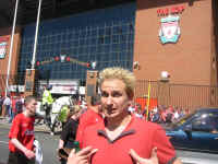 me_kop.jpg (159213 bytes)