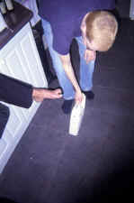 alistair_broken_glass.jpg (152722 bytes)