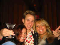 tania_me_steph.jpg (110910 bytes)